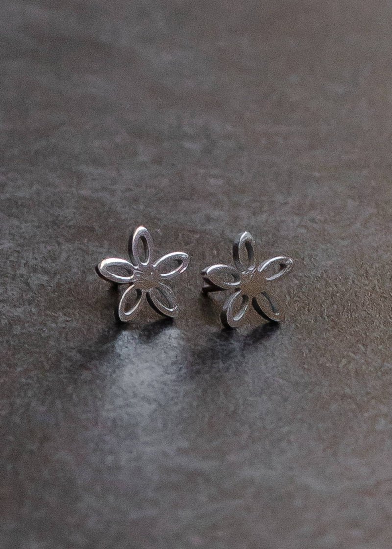 Panache Apparel Co. - Silver Star Flower Stud Earrings