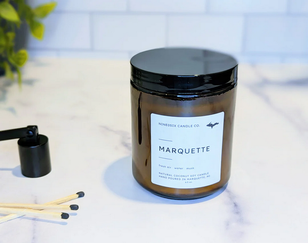 906 and Co. Amber Jar Candle