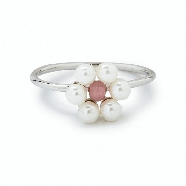 Bitty Pearl Flower Ring