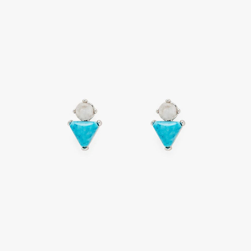 another front view of the triangle shape turquoise stone with the moonstone on top.